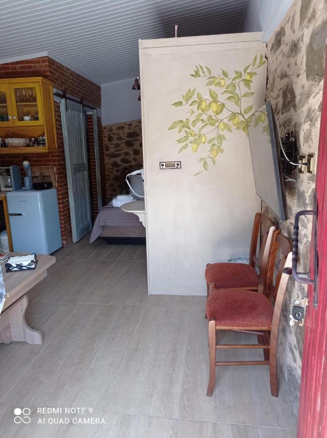 Vila Περιβόλι Του Οδυσσέα Volissos Exteriér fotografie